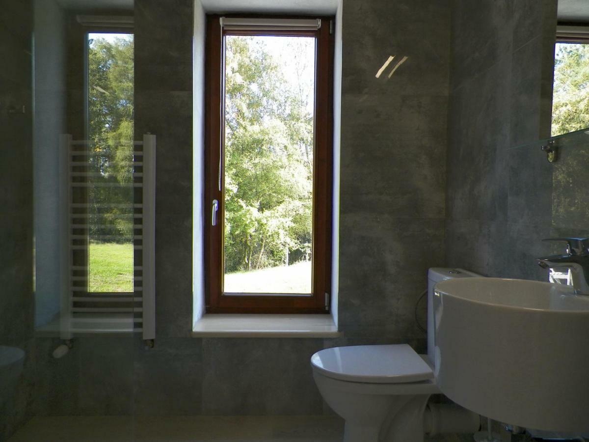 Villa Caloroczny Domek W Lesie Puszcza Zielonka à Kiszkowo Extérieur photo